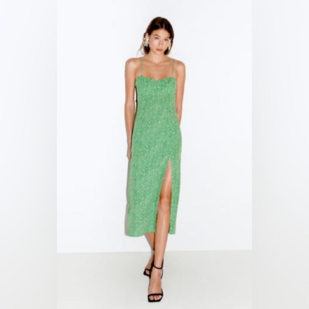 Green MIDI dress from Zara